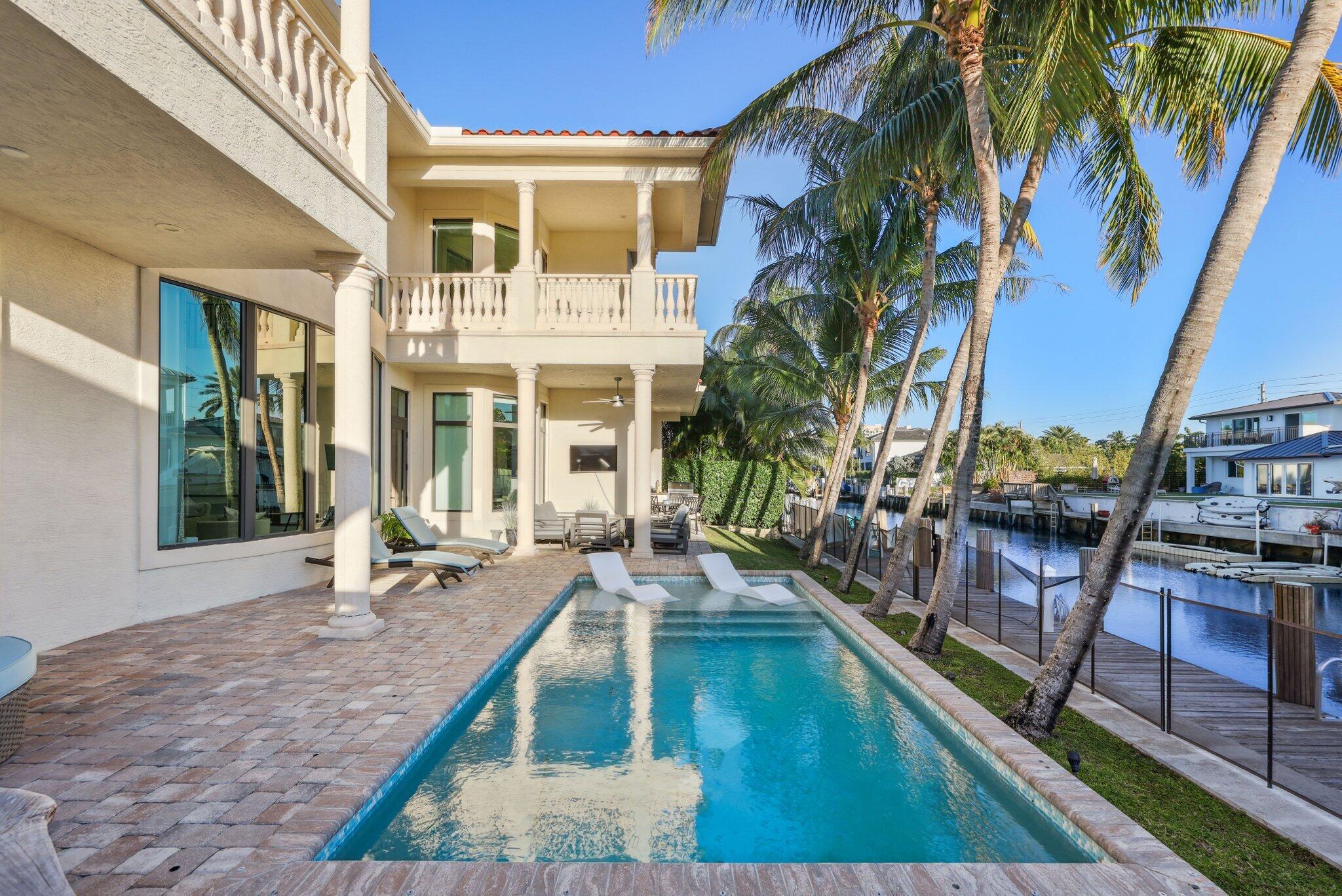 BOCA HARBOUR - Residential