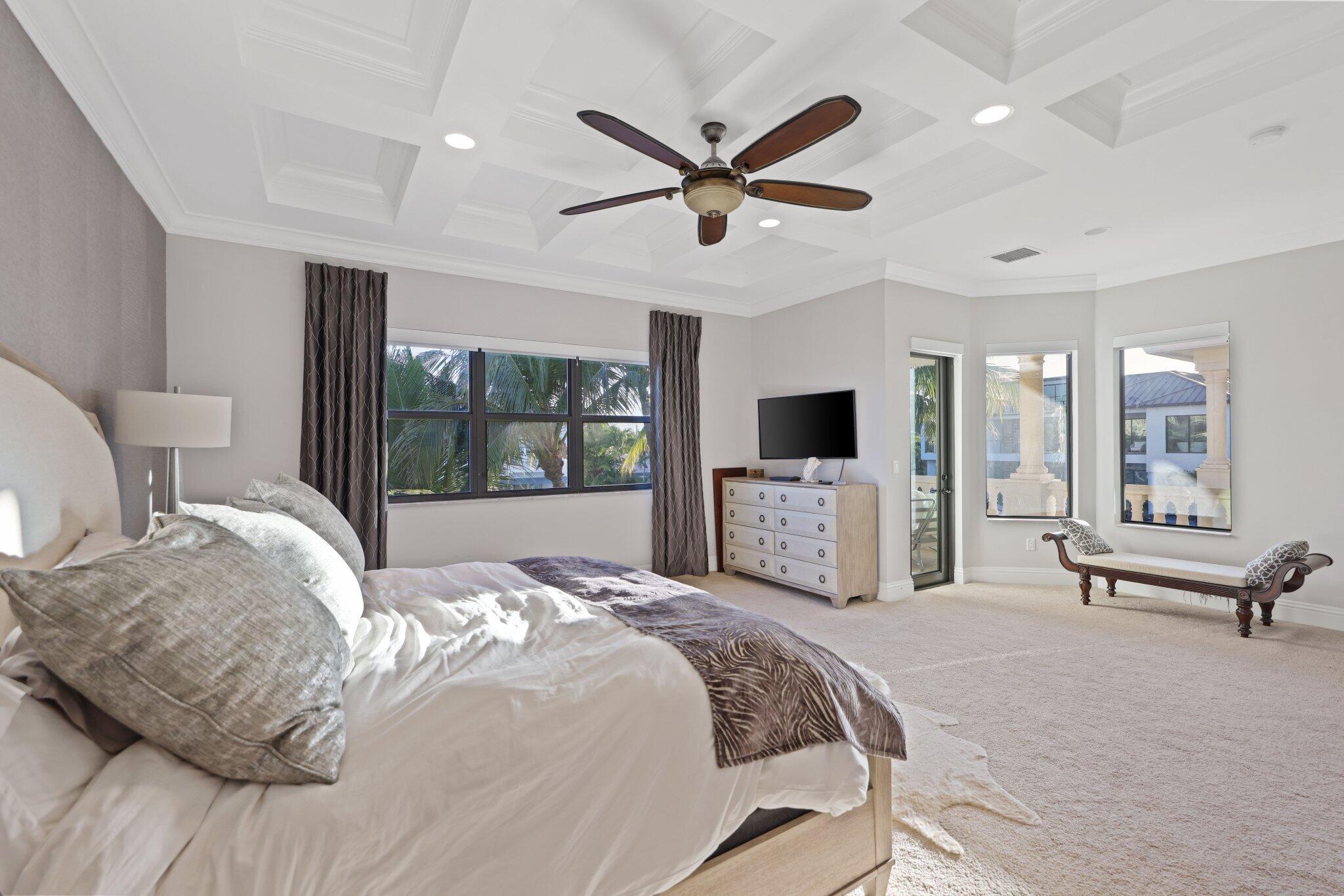 BOCA HARBOUR - Residential