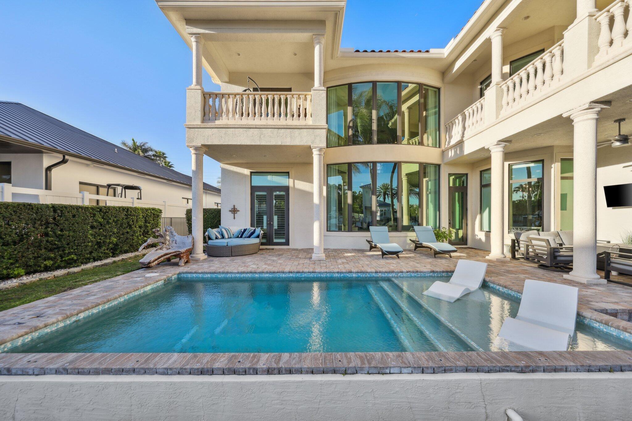 BOCA HARBOUR - Residential