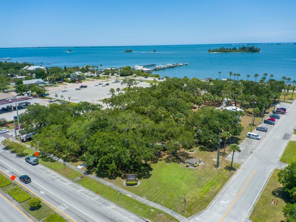 INLET AT SEBASTIAN CONDO - Residential