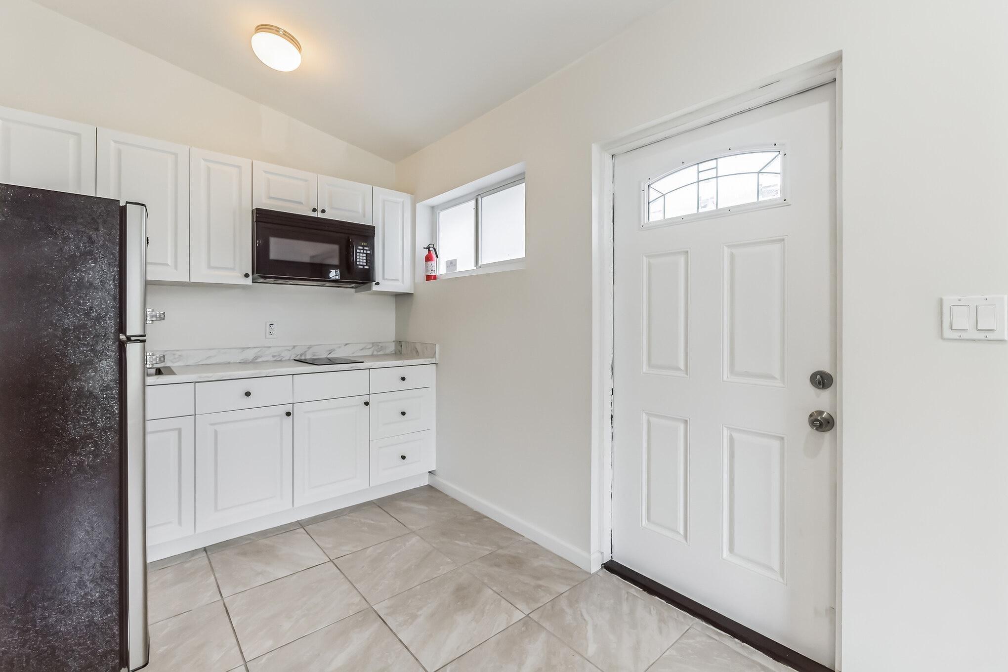 MEDITERRANIA - Residential Lease