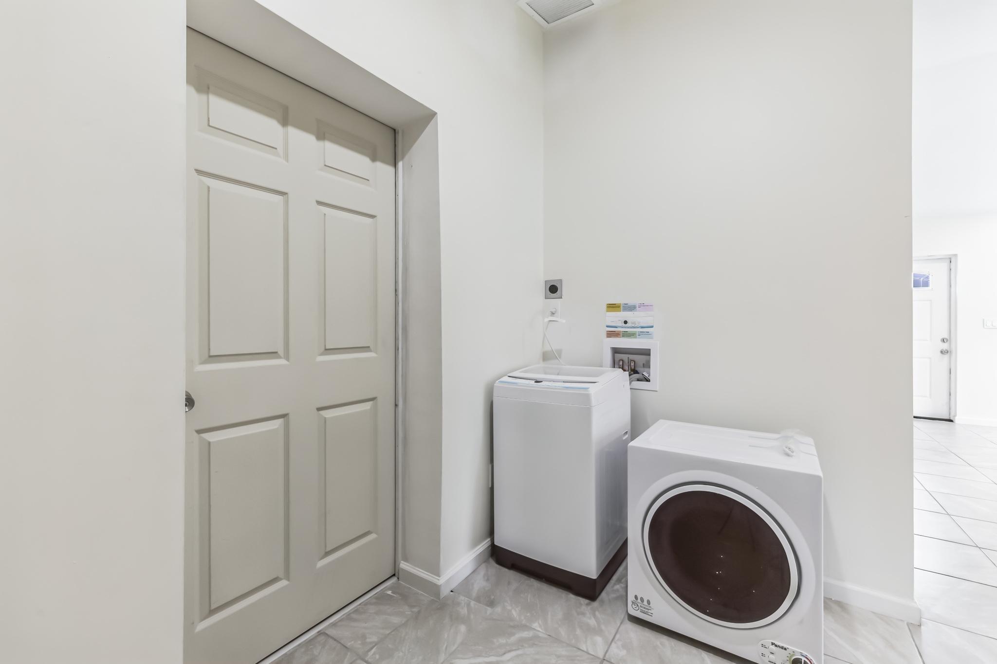 MEDITERRANIA - Residential Lease