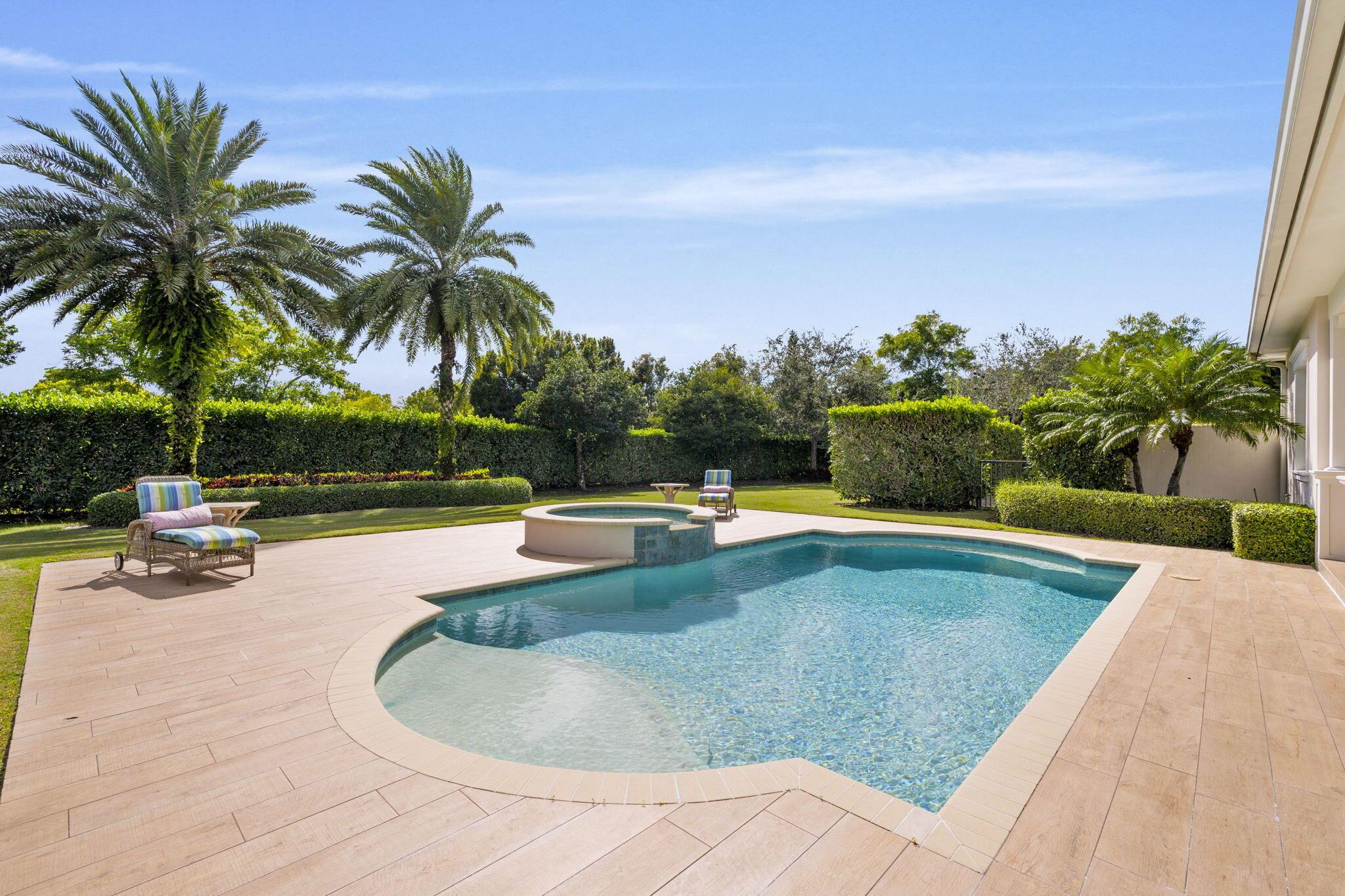 Palm Glade Ranches - South Shore Blvd. South of 50 - Residential