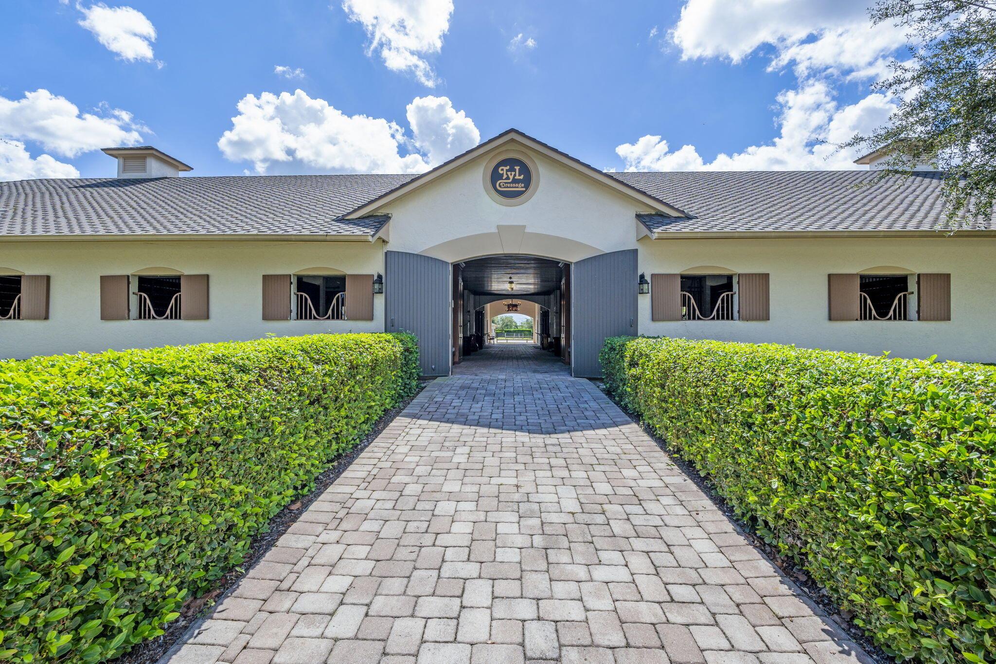 Palm Glade Ranches - South Shore Blvd. South of 50 - Residential