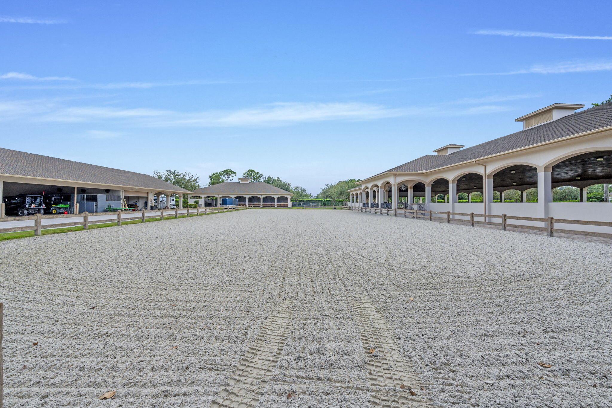Palm Glade Ranches - South Shore Blvd. South of 50 - Residential