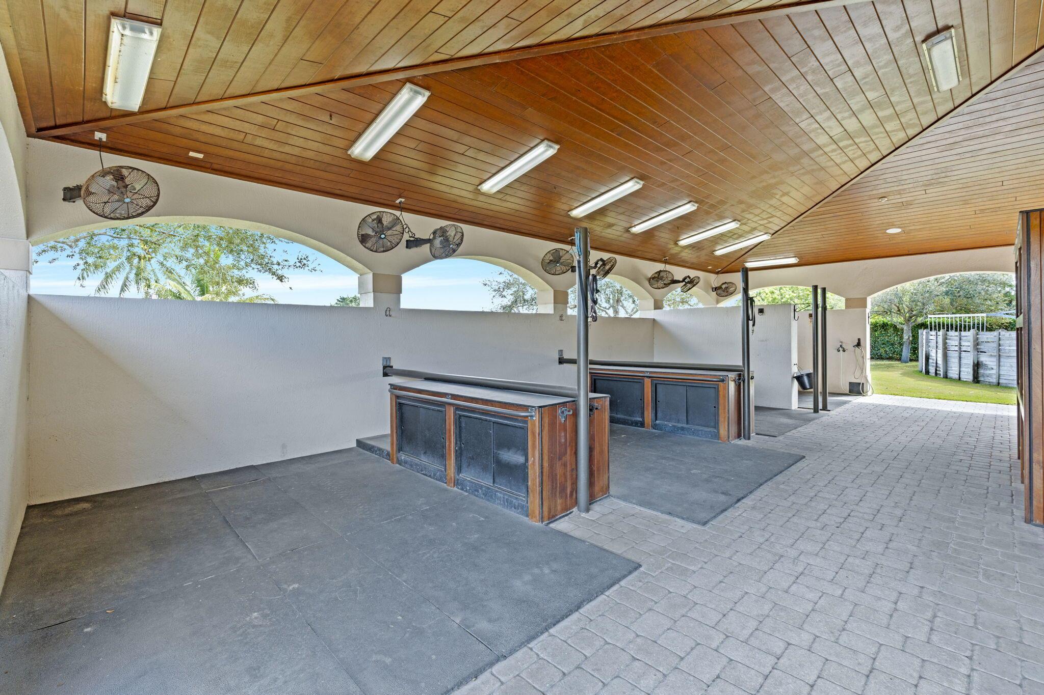Palm Glade Ranches - South Shore Blvd. South of 50 - Residential