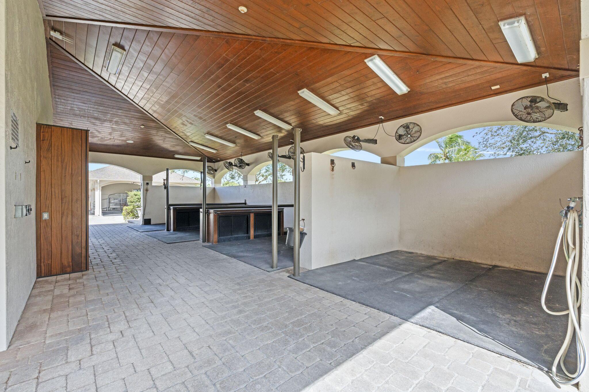 Palm Glade Ranches - South Shore Blvd. South of 50 - Residential