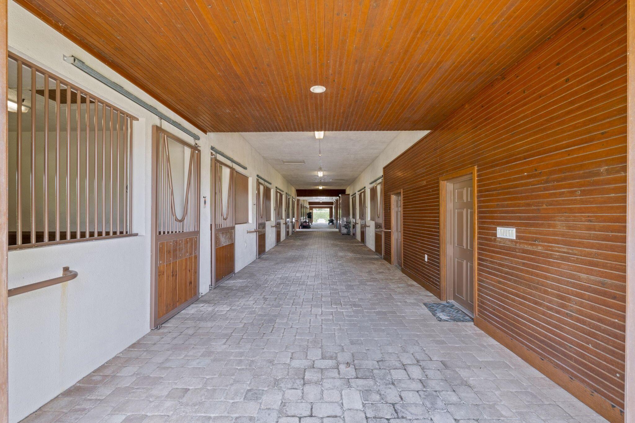 Palm Glade Ranches - South Shore Blvd. South of 50 - Residential