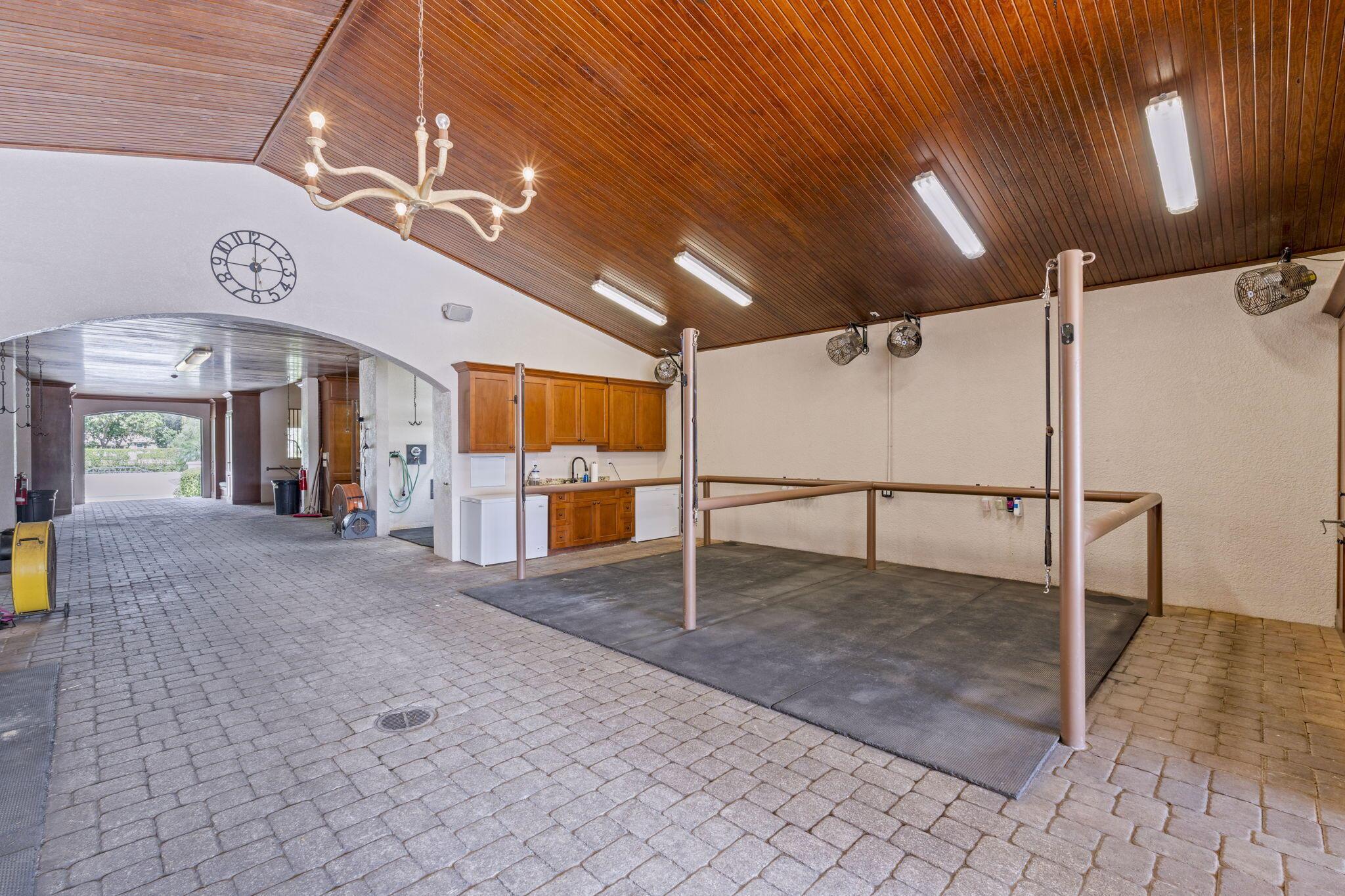 Palm Glade Ranches - South Shore Blvd. South of 50 - Residential