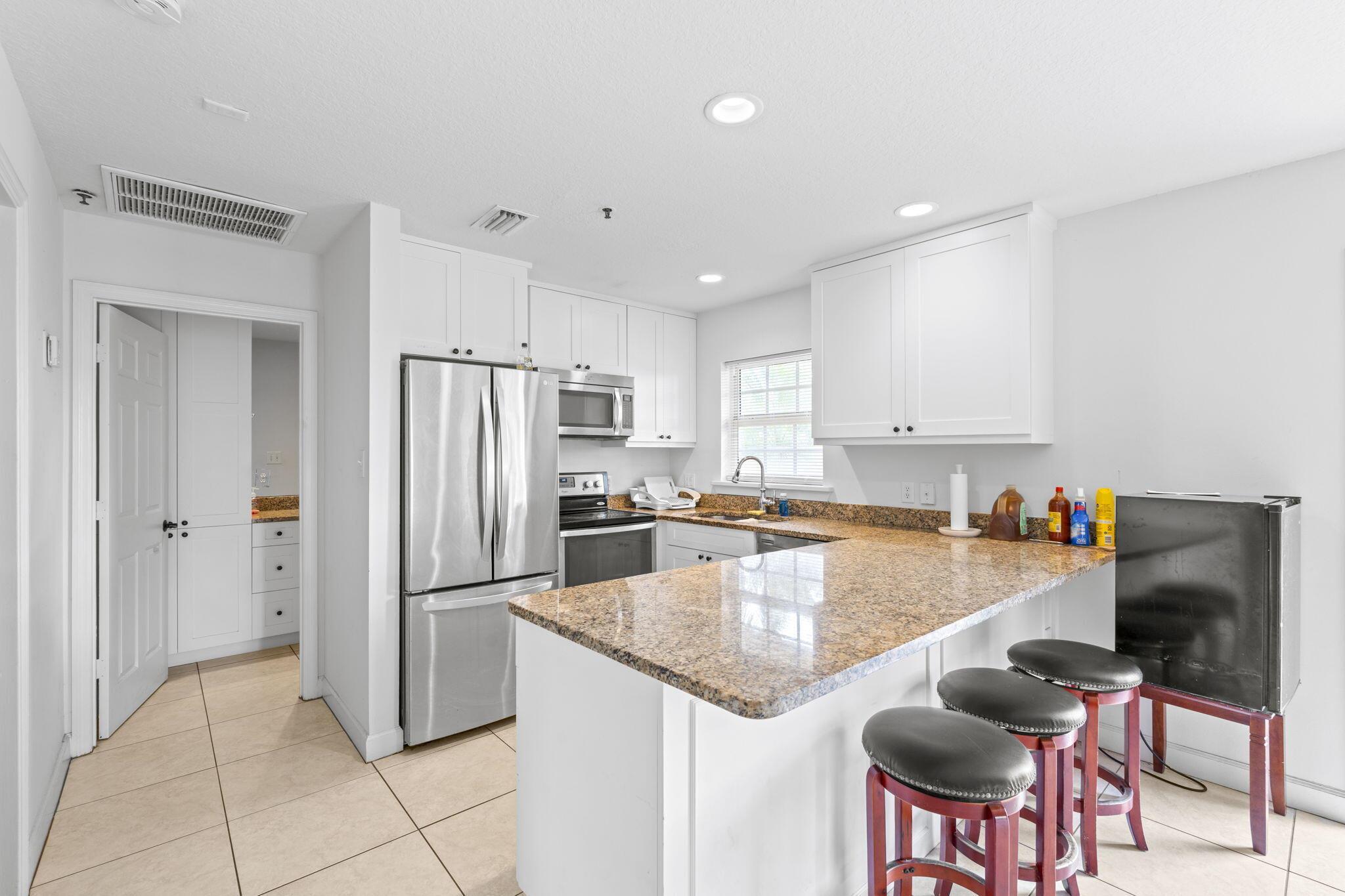 Palm Glade Ranches - South Shore Blvd. South of 50 - Residential