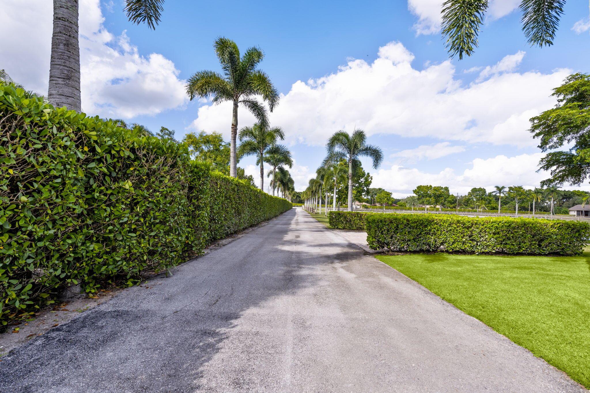 Palm Glade Ranches - South Shore Blvd. South of 50 - Residential
