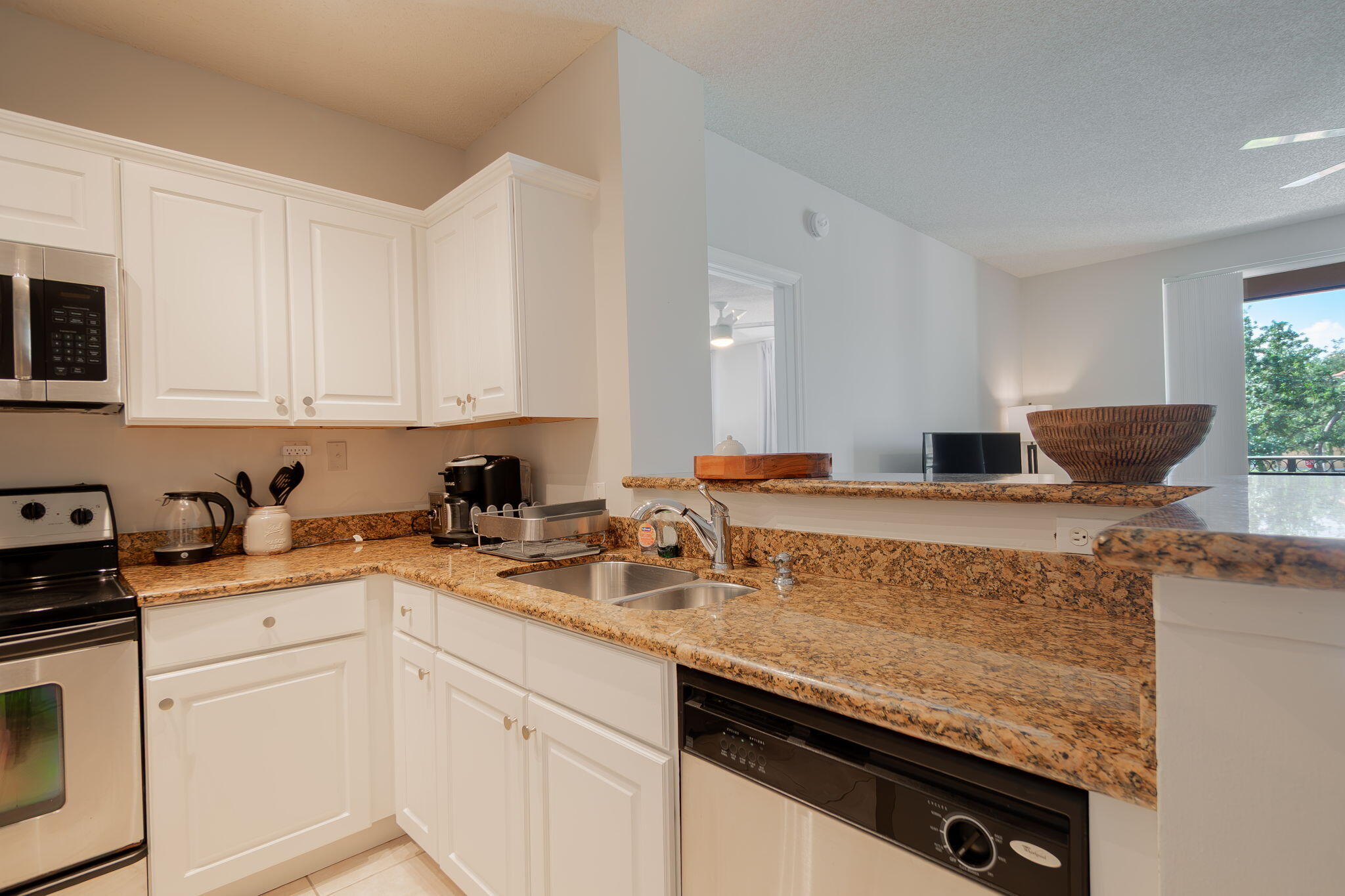 ST ANDREWS AT POLO CLUB CONDO - Residential Lease