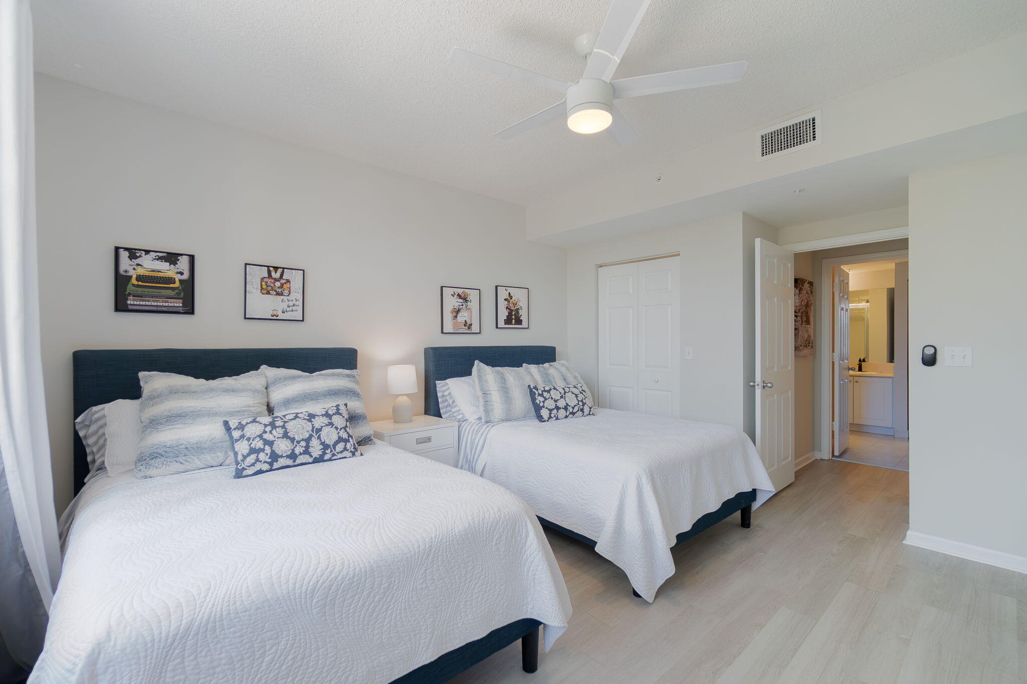 ST ANDREWS AT POLO CLUB CONDO - Residential Lease