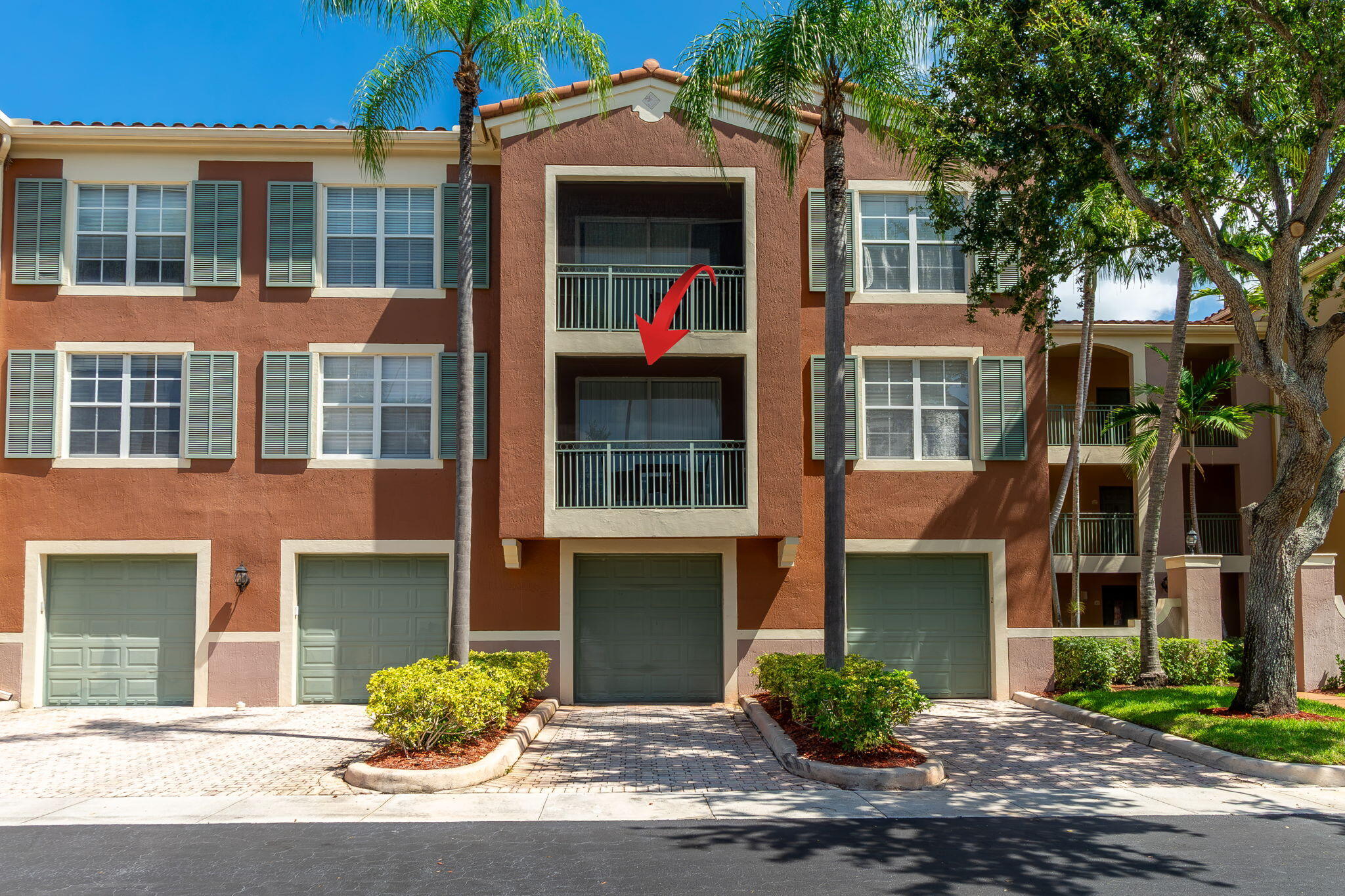 ST ANDREWS AT POLO CLUB CONDO - Residential Lease