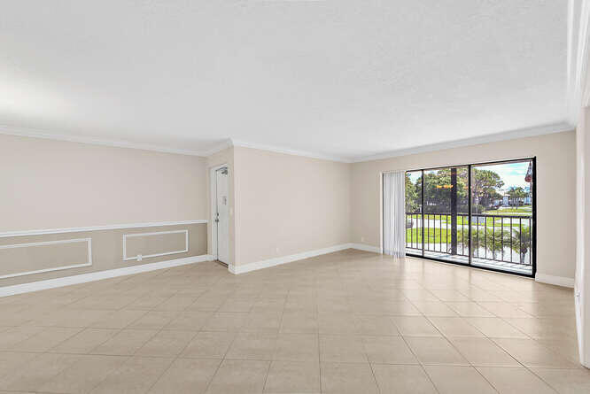 PINE RIDGE AT MARTIN DOWNS CONDO - Residential