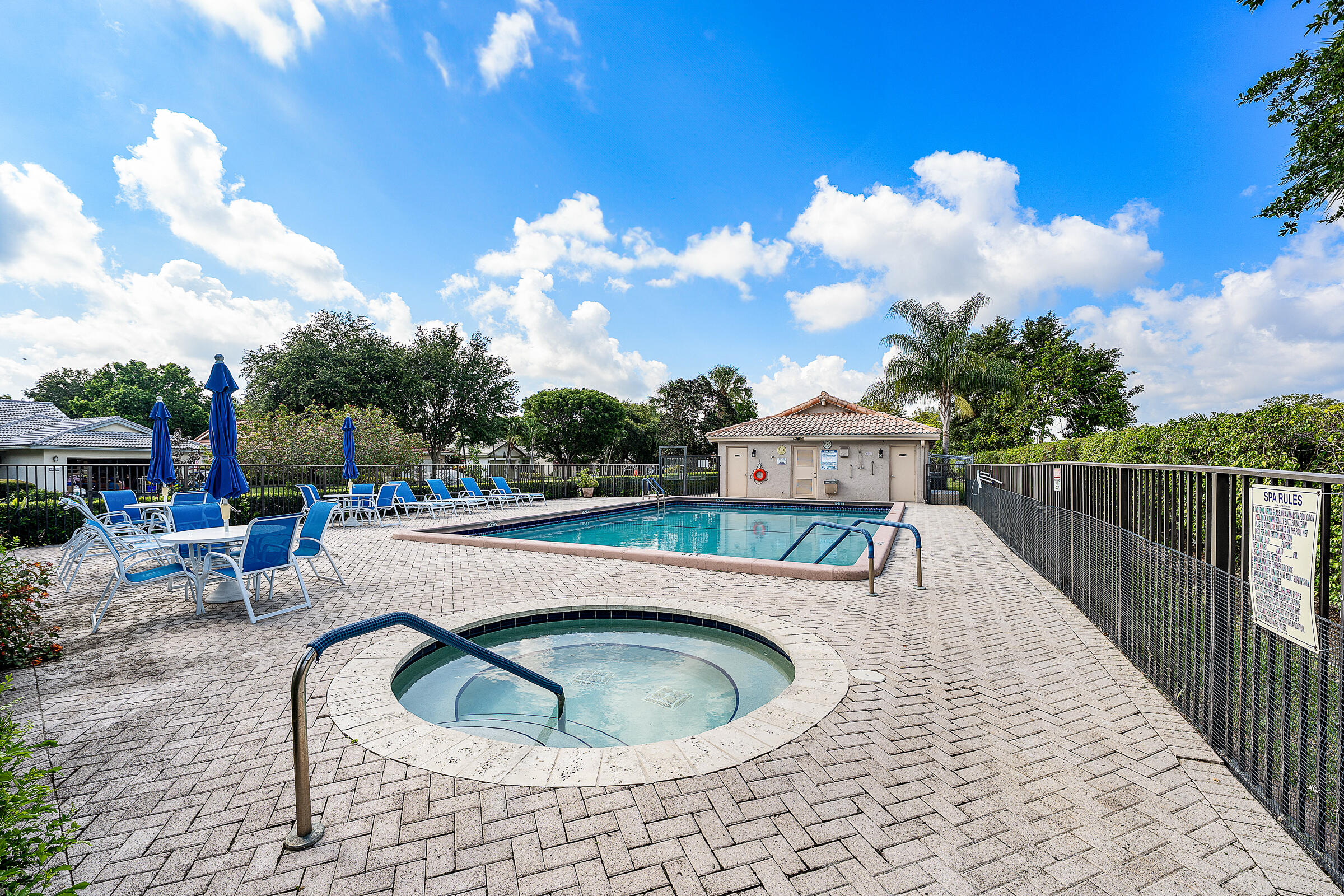 CLOVERFIELD - Residential
