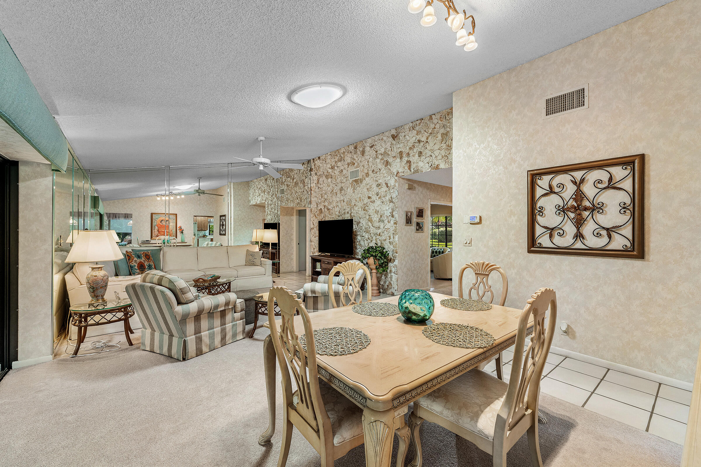 CLOVERFIELD - Residential