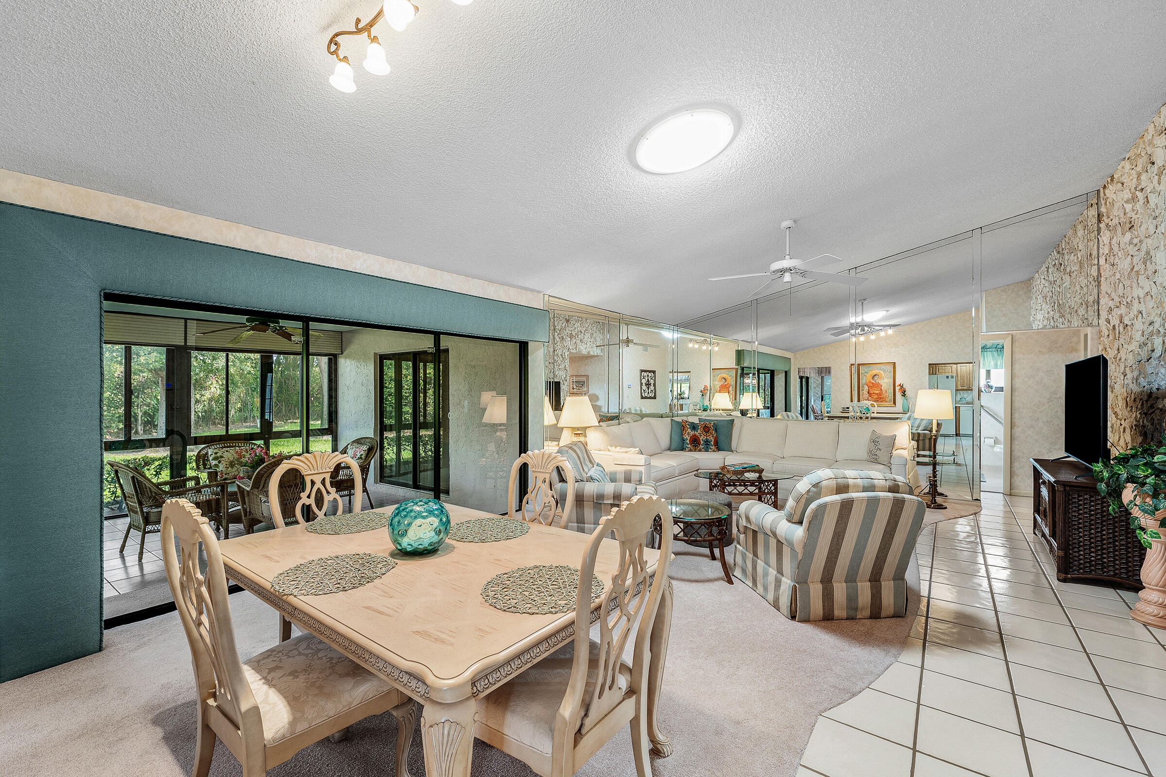 CLOVERFIELD - Residential