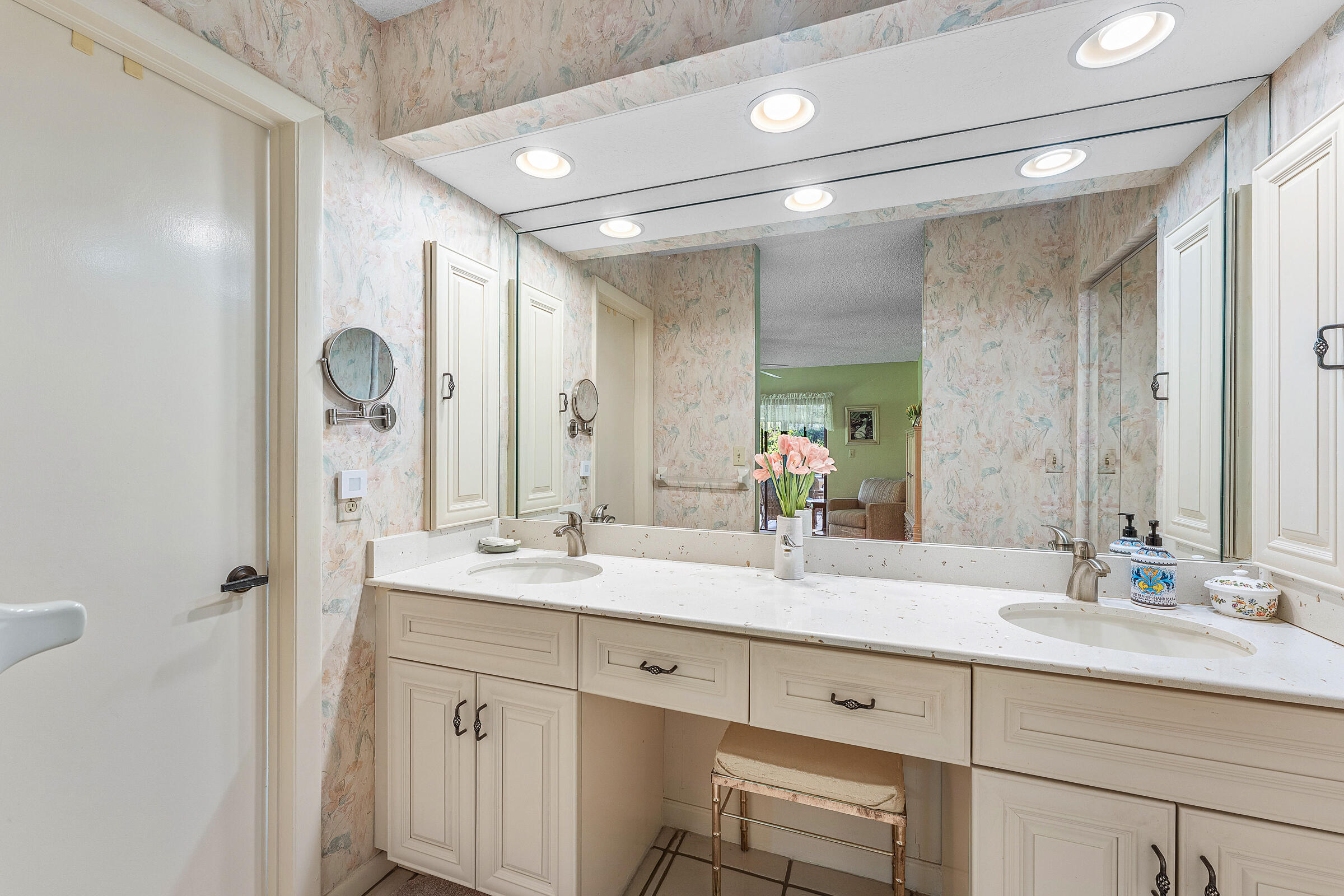 CLOVERFIELD - Residential