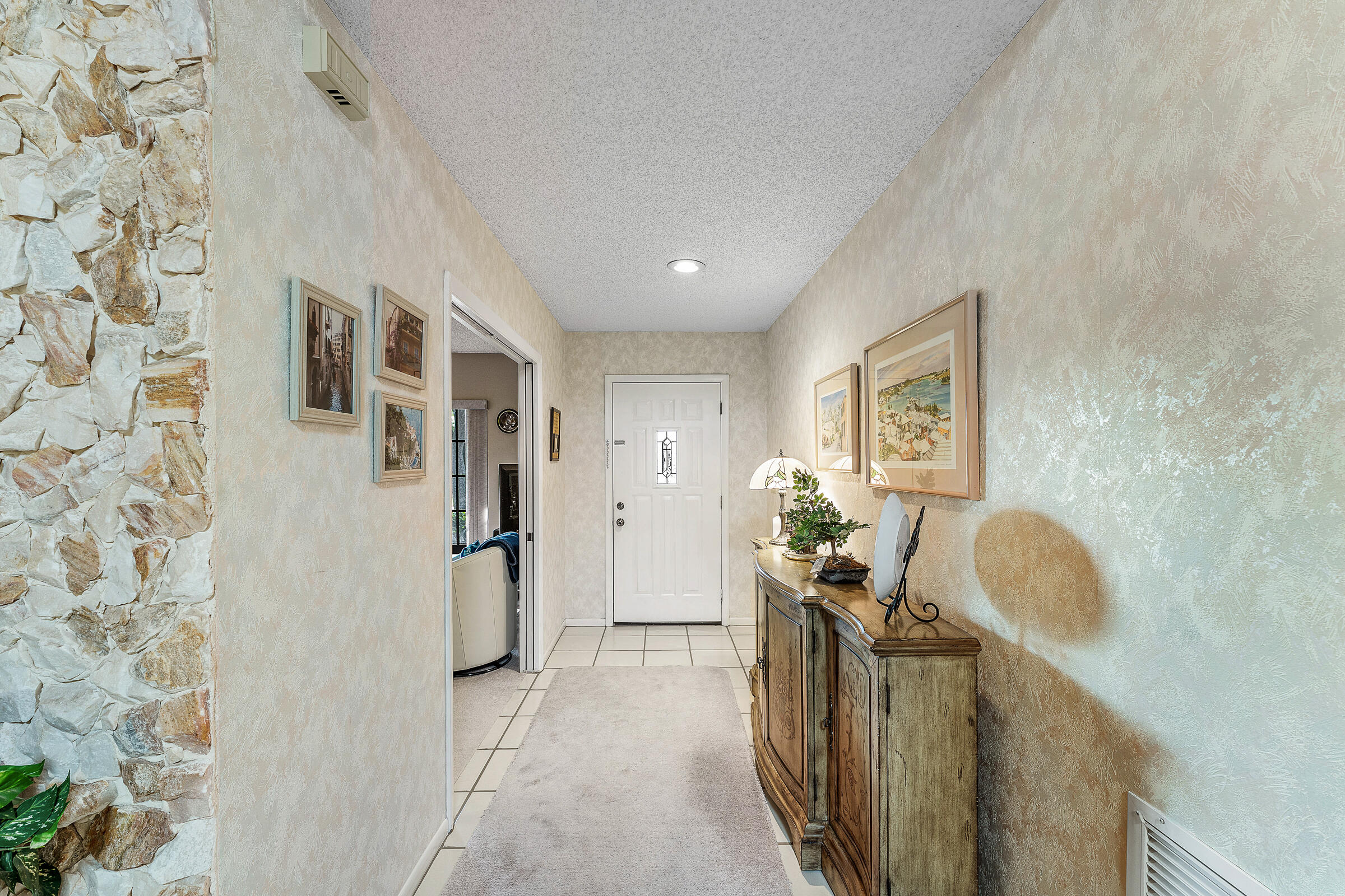 CLOVERFIELD - Residential