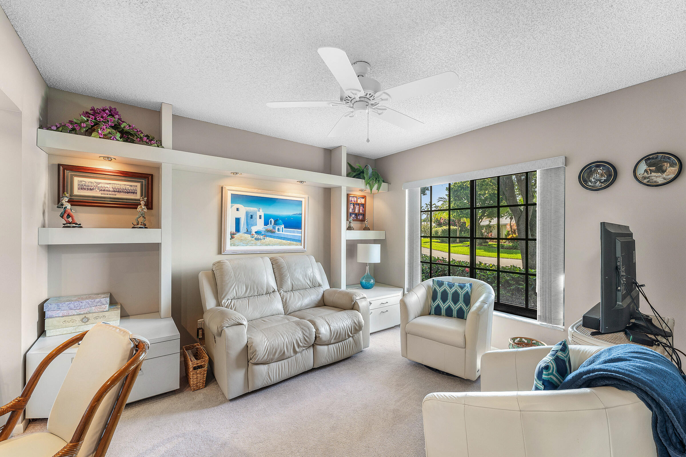 CLOVERFIELD - Residential