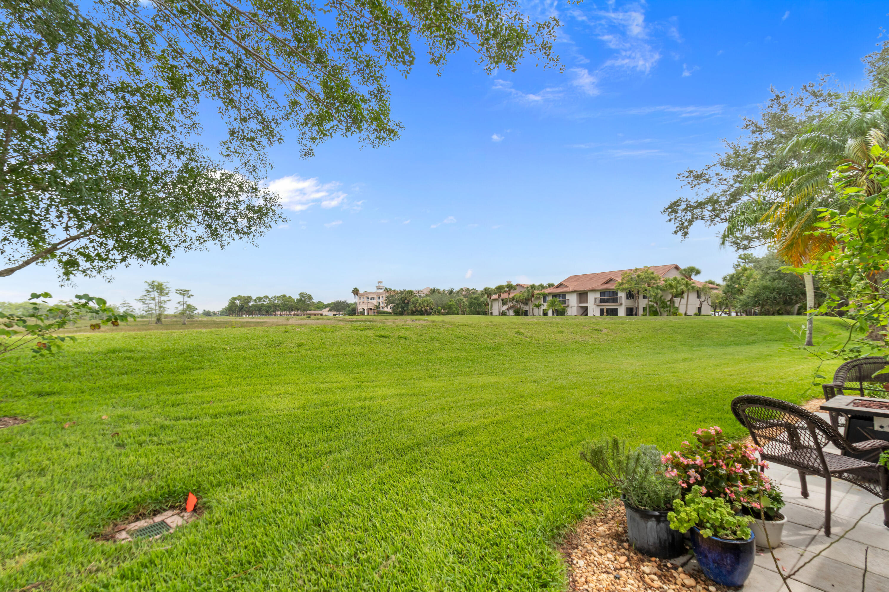 PGA RESORT COMMUNITY OF HEATHER RUN - Residential Lease
