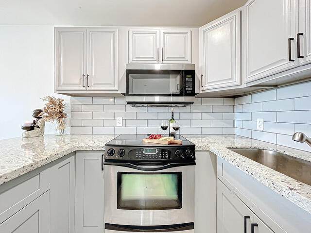 CHATHAM CONDOS - Residential