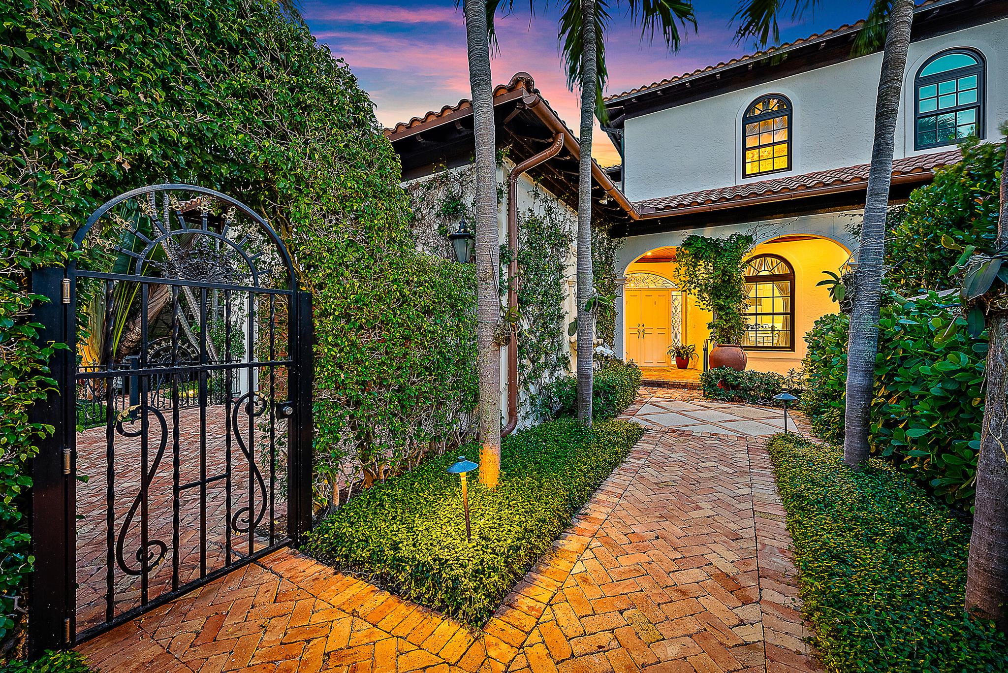 Royal Park - Residential