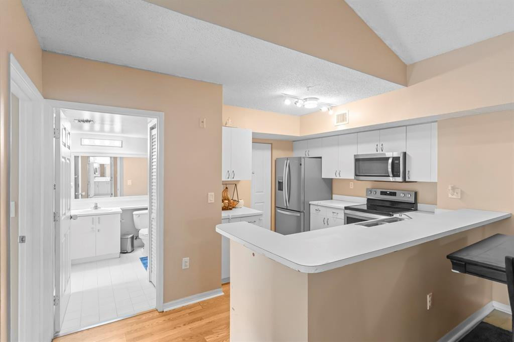 RIVIERA PALMS CONDO - Residential