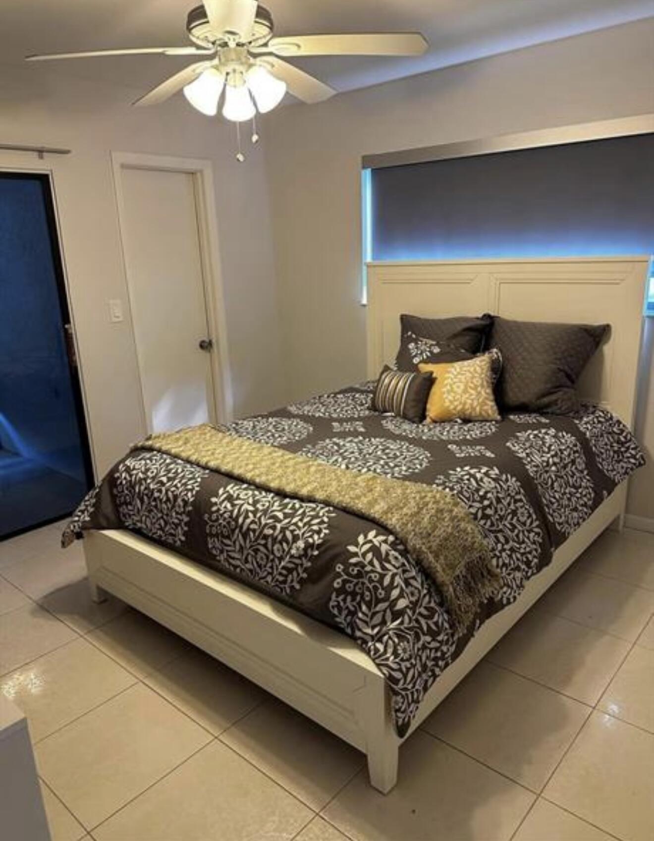 ASHLAND D CONDO - Residential Lease