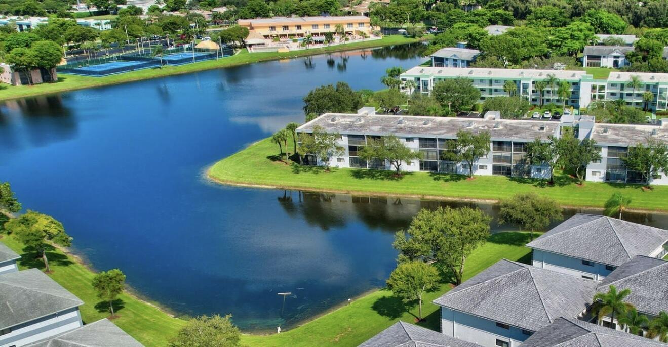 ASHLAND D CONDO - Residential Lease