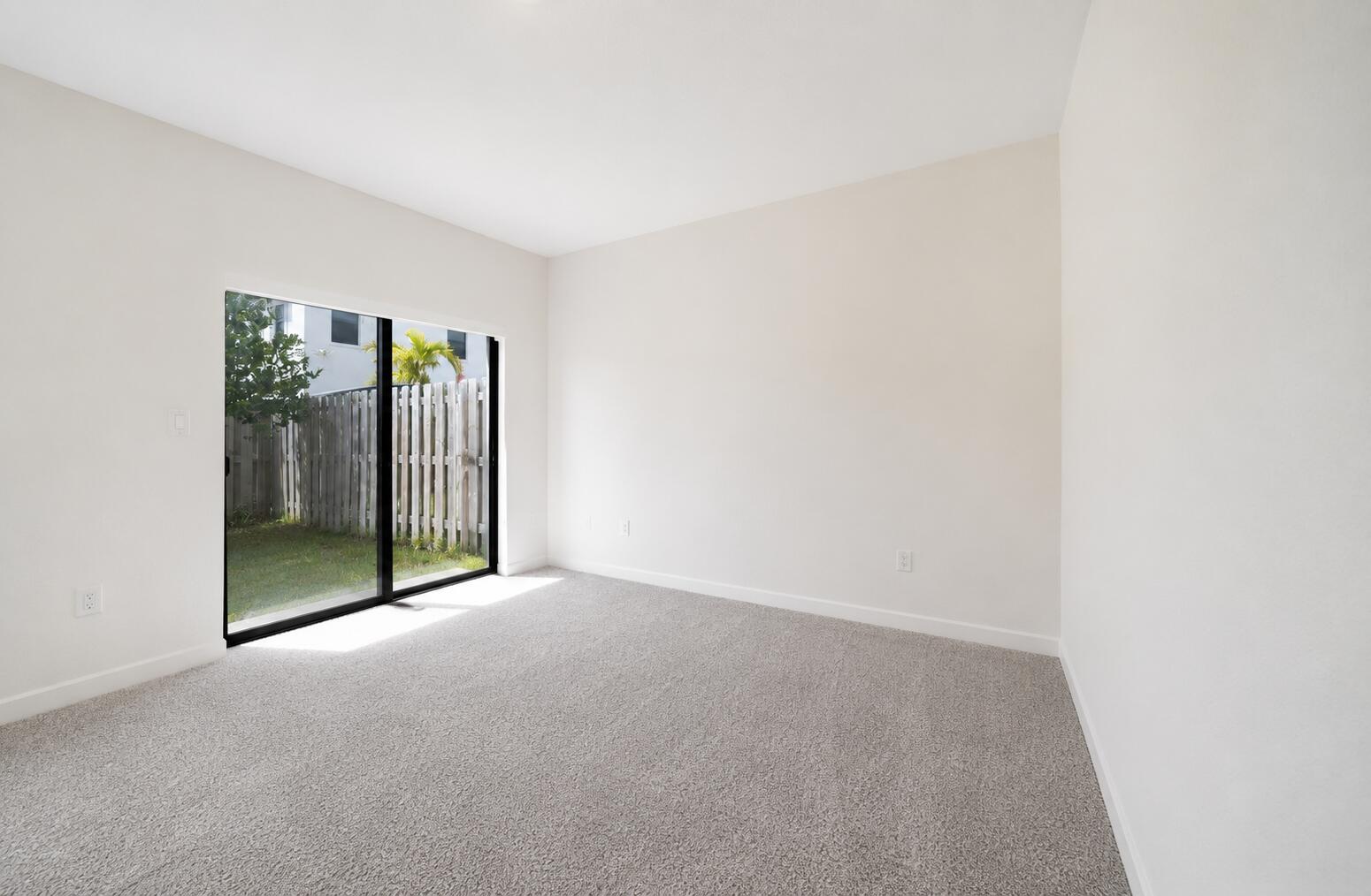 KENDALL ASSEMBLAGE SOUTH - Residential