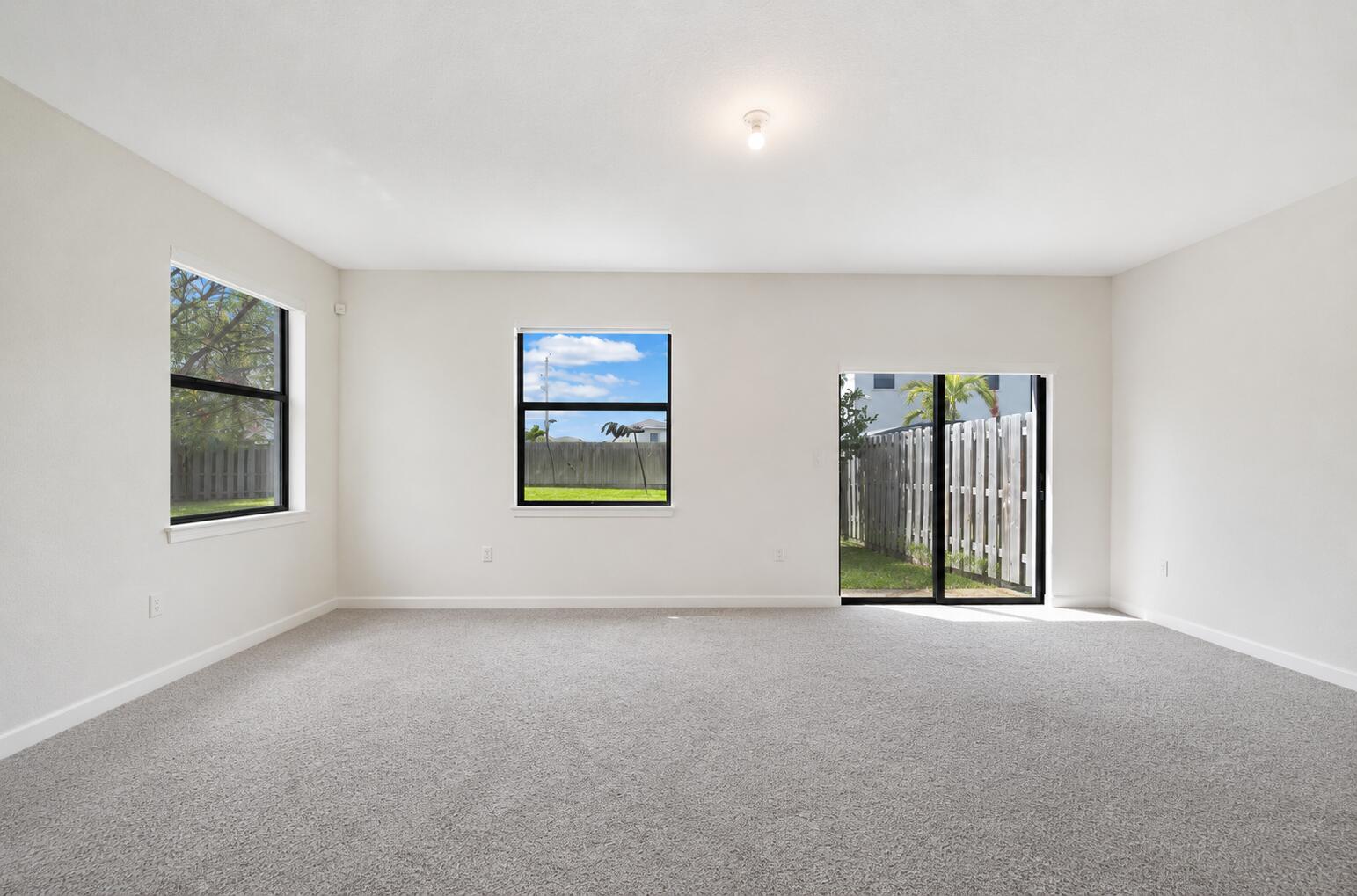 KENDALL ASSEMBLAGE SOUTH - Residential