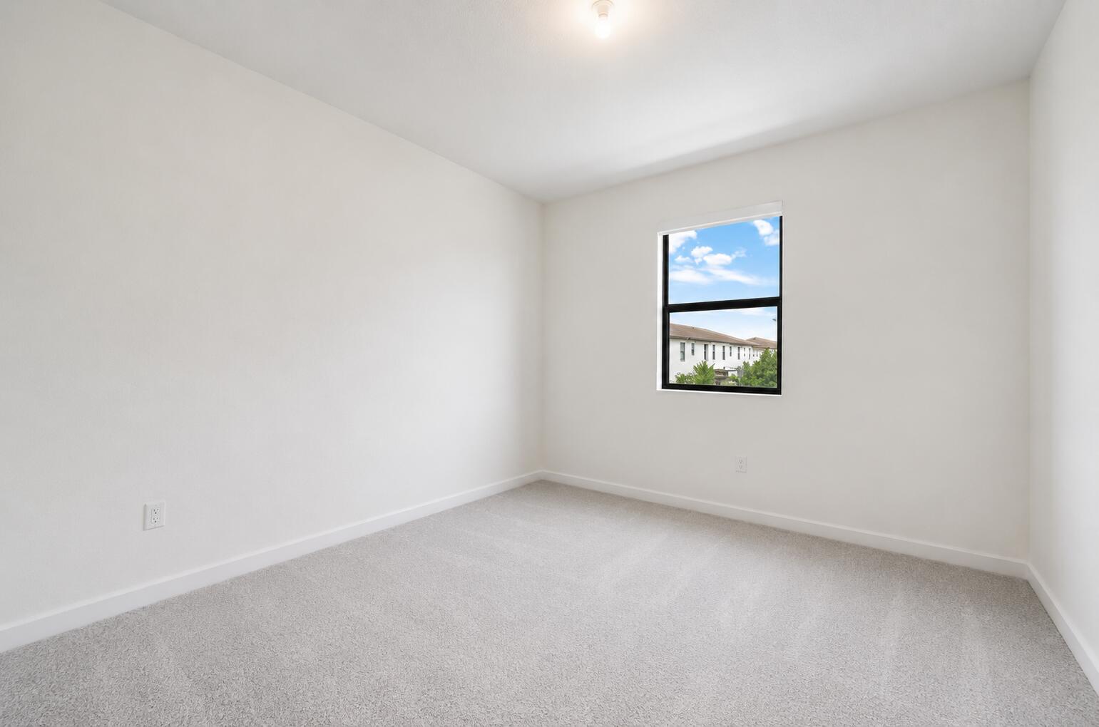 KENDALL ASSEMBLAGE SOUTH - Residential