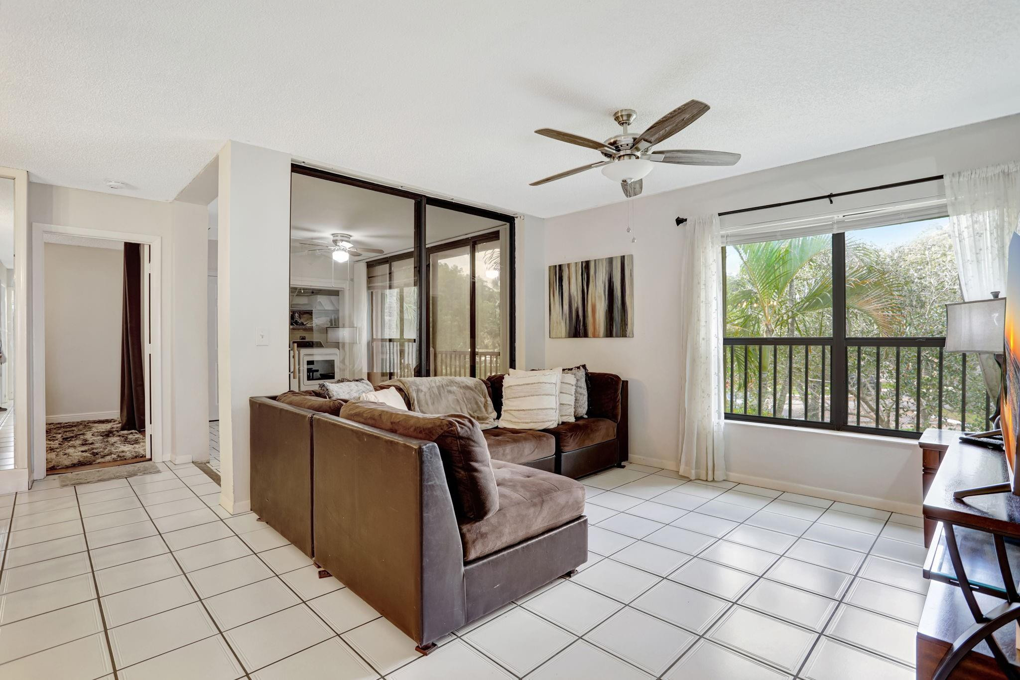 APPLEWOOD 2 - Residential
