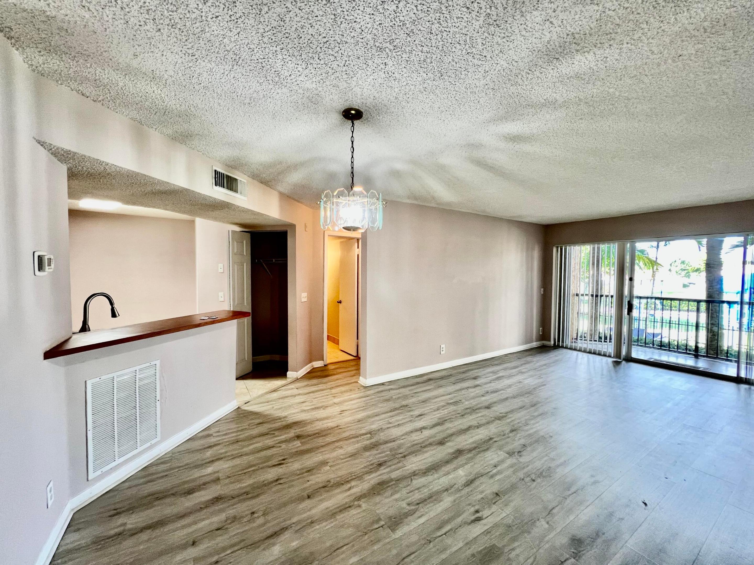 Edgewater - Residential Lease
