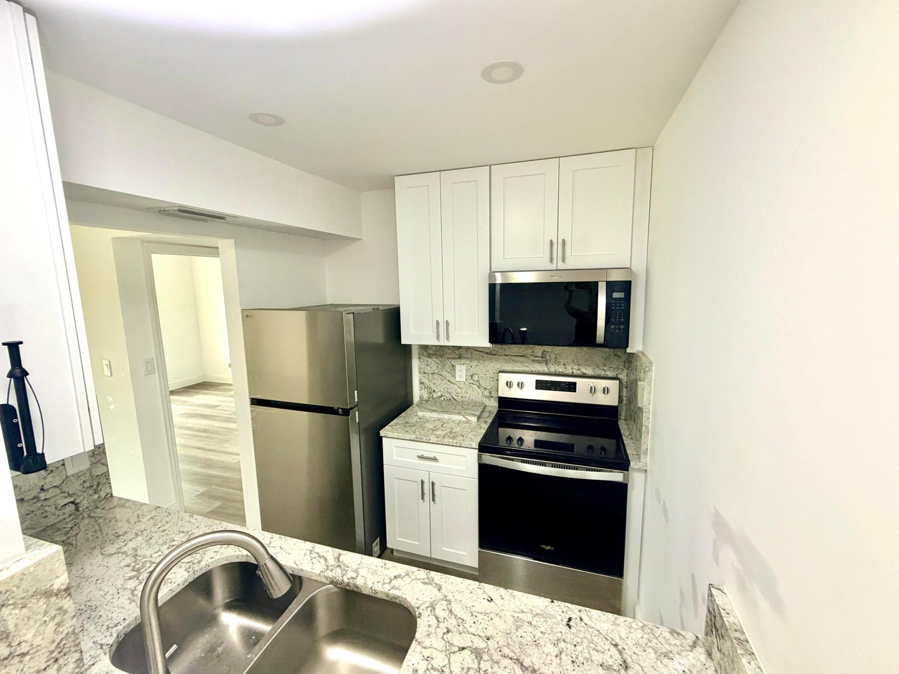 ABBEY PARK GARDENS I CONDO - Residential Lease