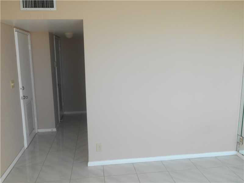 POMPANO BEACH CLUB CONDO - Residential