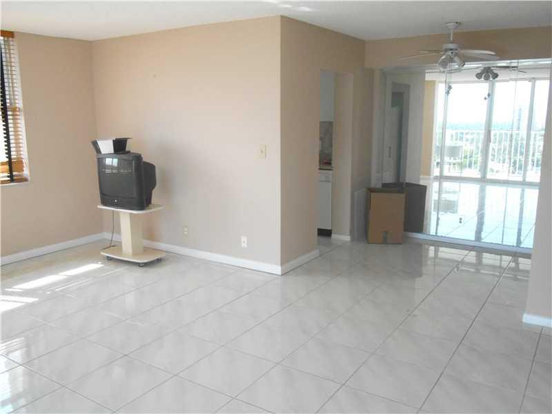 POMPANO BEACH CLUB CONDO - Residential