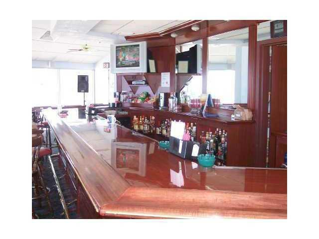 POMPANO BEACH CLUB CONDO - Residential