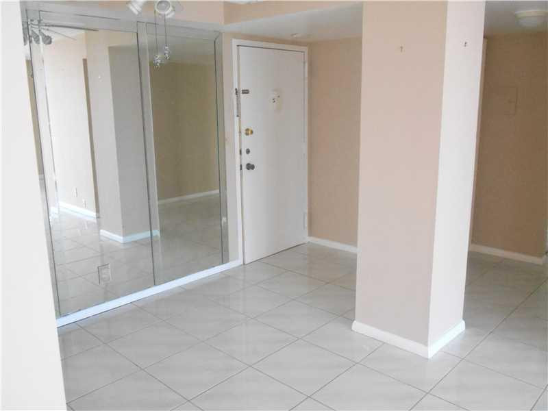 POMPANO BEACH CLUB CONDO - Residential