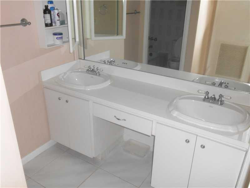 POMPANO BEACH CLUB CONDO - Residential