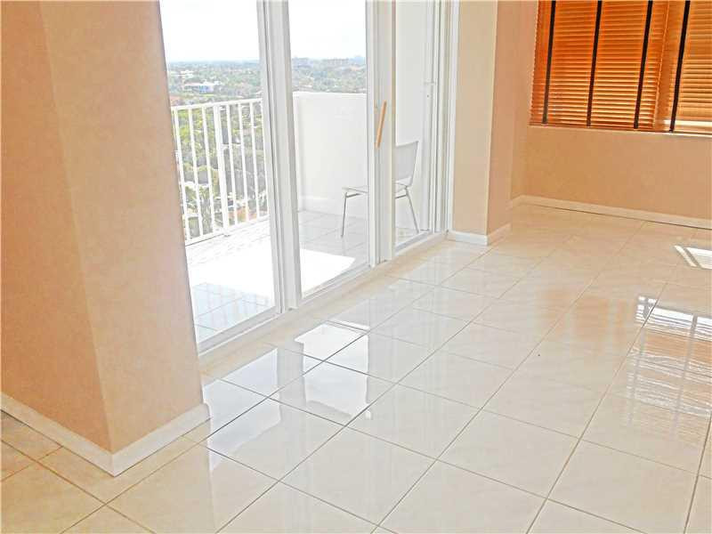 POMPANO BEACH CLUB CONDO - Residential