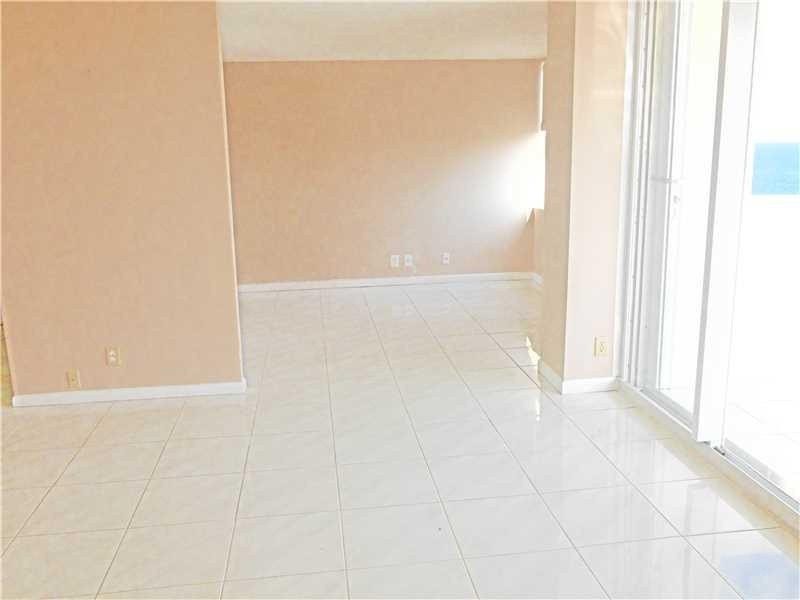 POMPANO BEACH CLUB CONDO - Residential