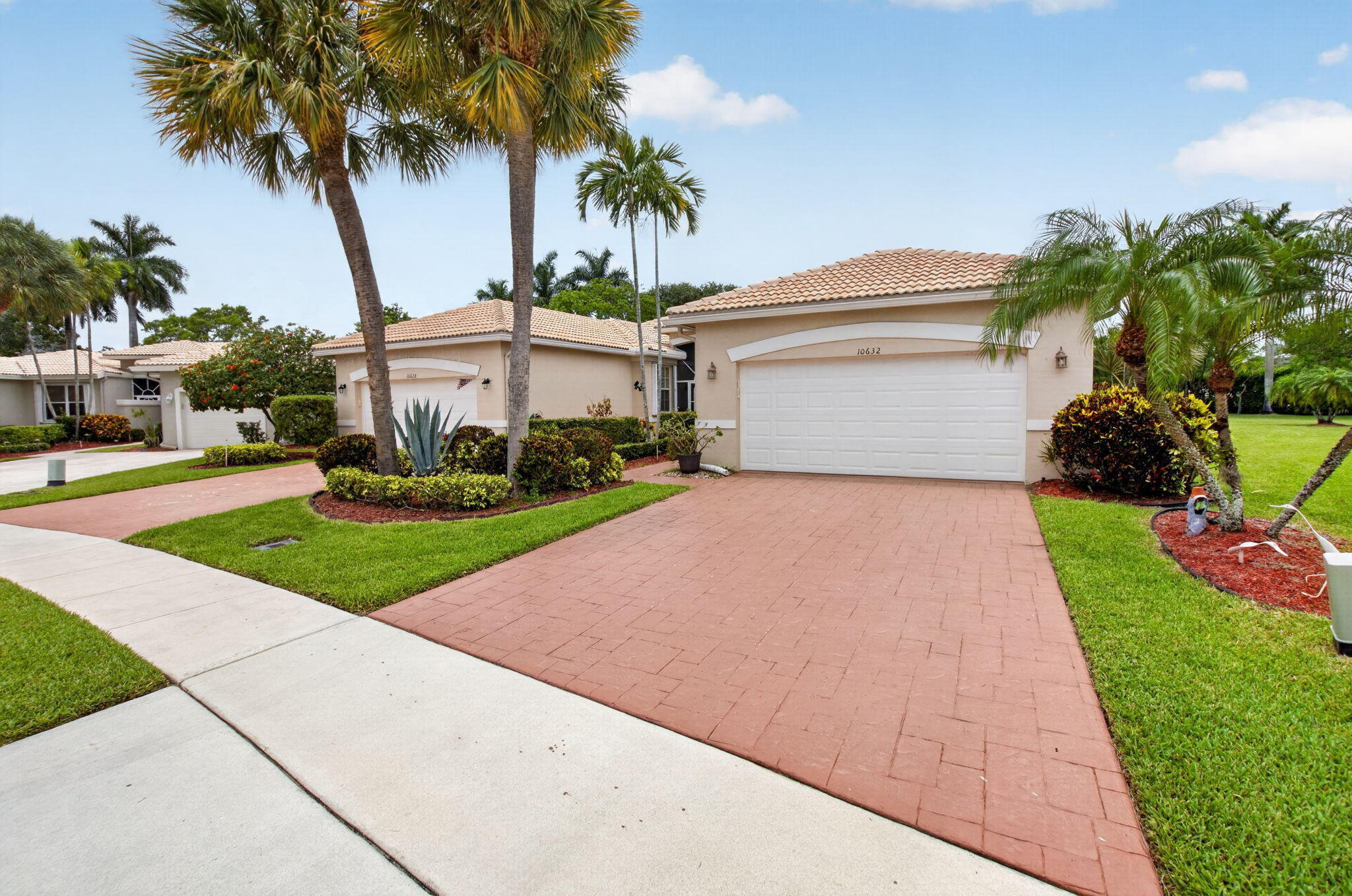 MAJESTIC ISLES 3 - Residential