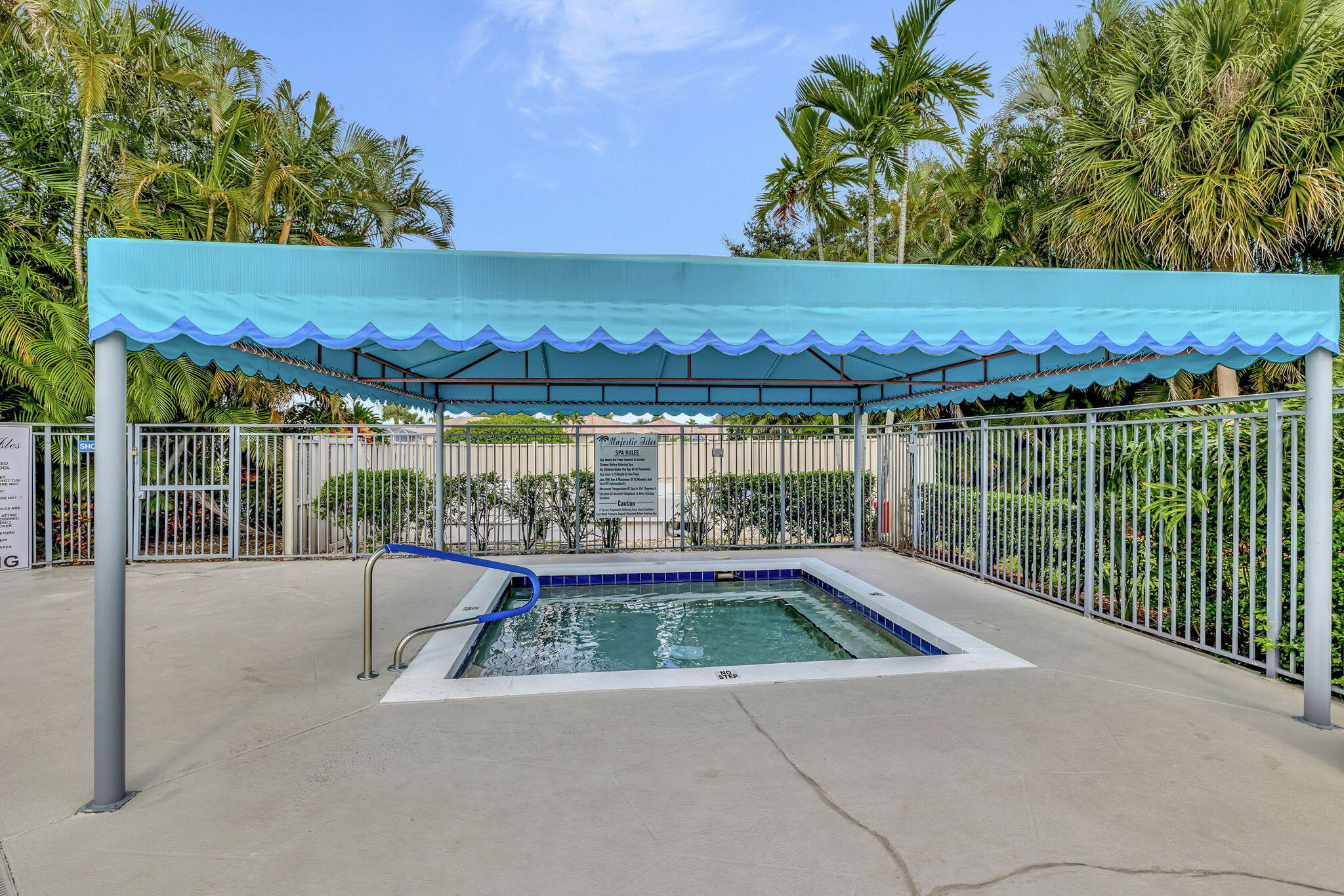 MAJESTIC ISLES 3 - Residential