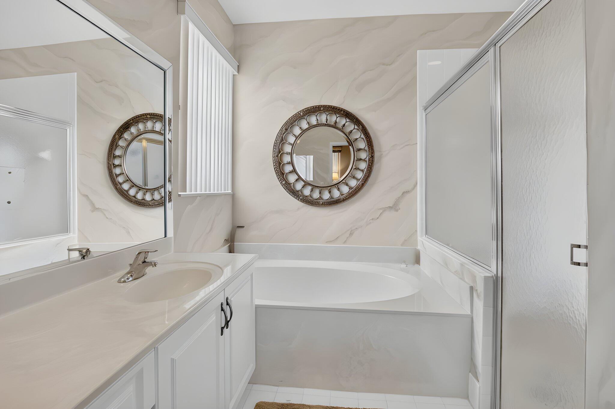 MAJESTIC ISLES 3 - Residential