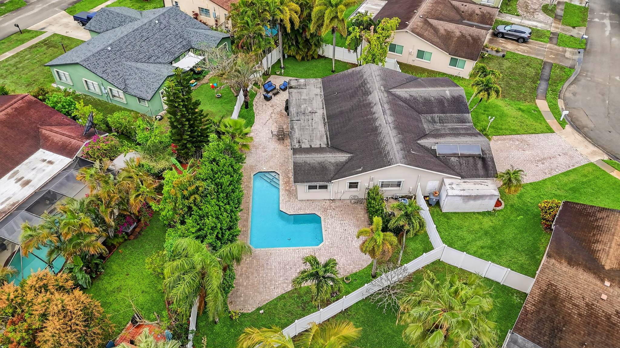 SANDALFOOT COVE SEC 11 - Residential