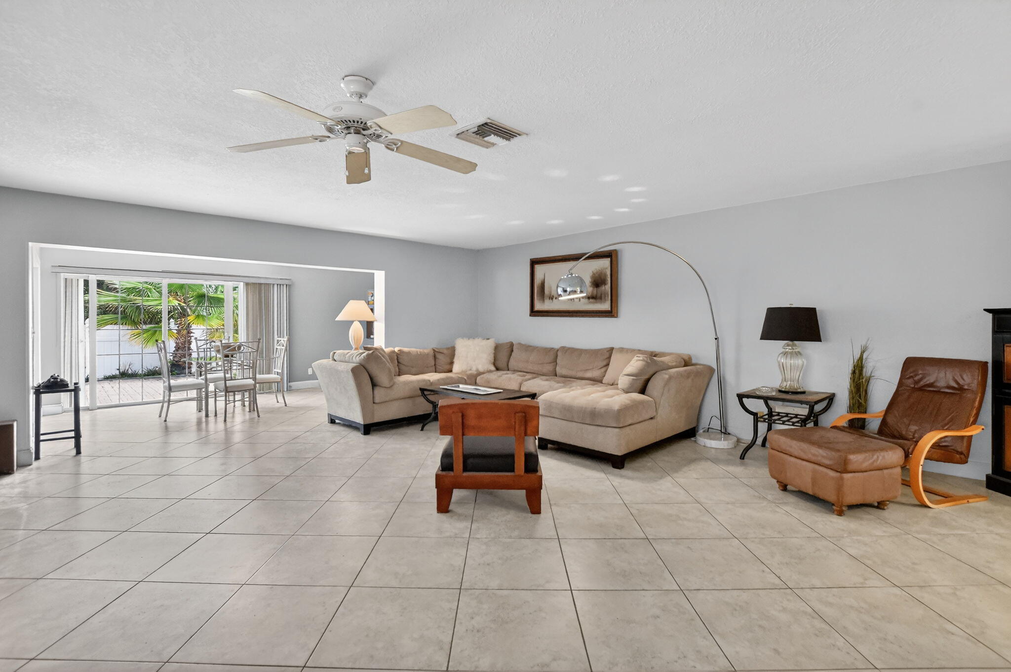 SANDALFOOT COVE SEC 11 - Residential