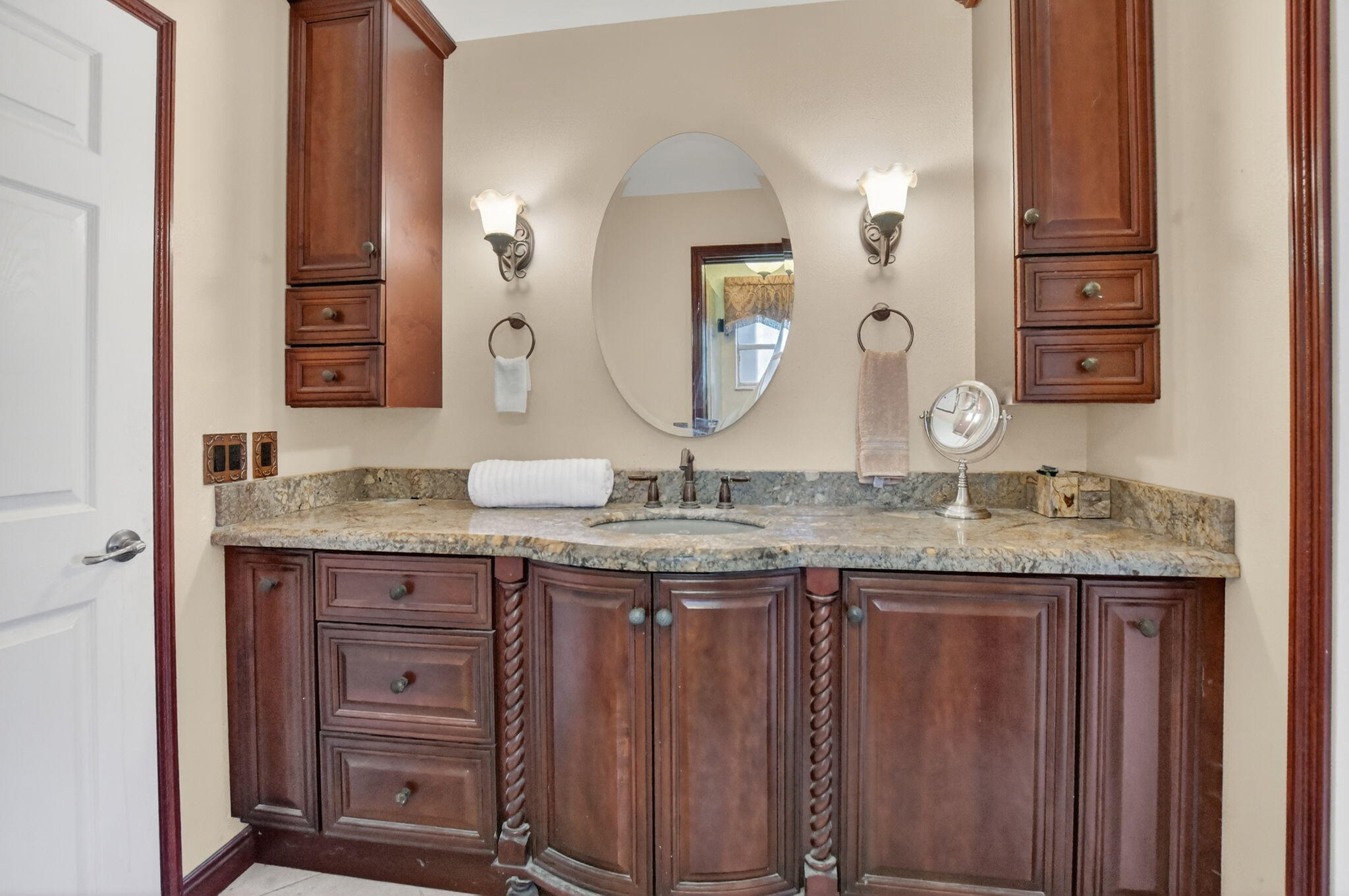 SANDALFOOT COVE SEC 11 - Residential